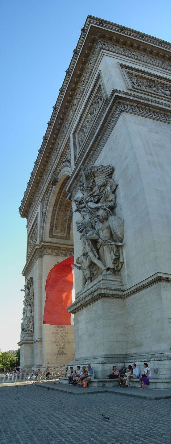 L'Arc de Triomphe, Paris, France