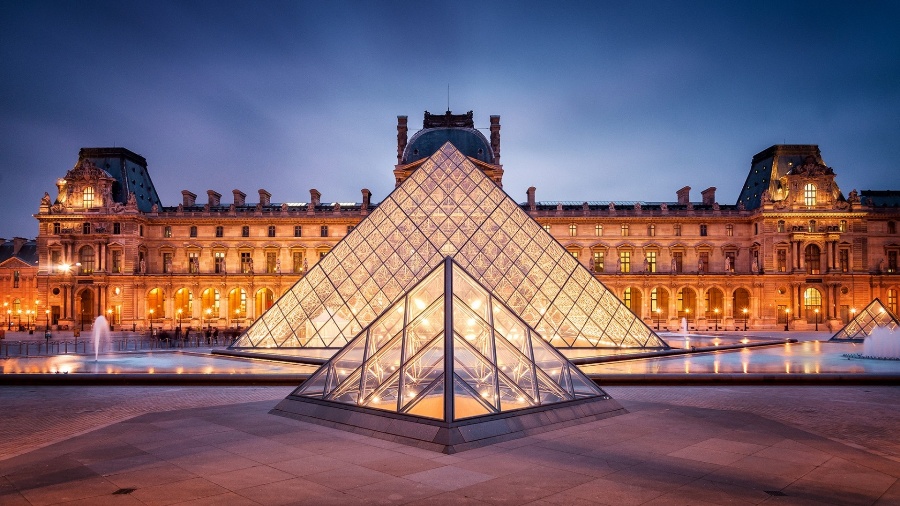 Louvre, Paris, France 2