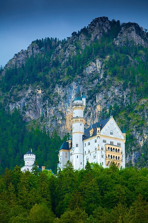 neuschwanstein-castle-bavaria-germany