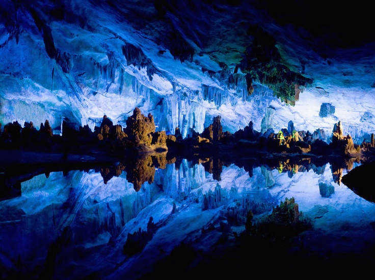 reed-flute-cave-guilin-china