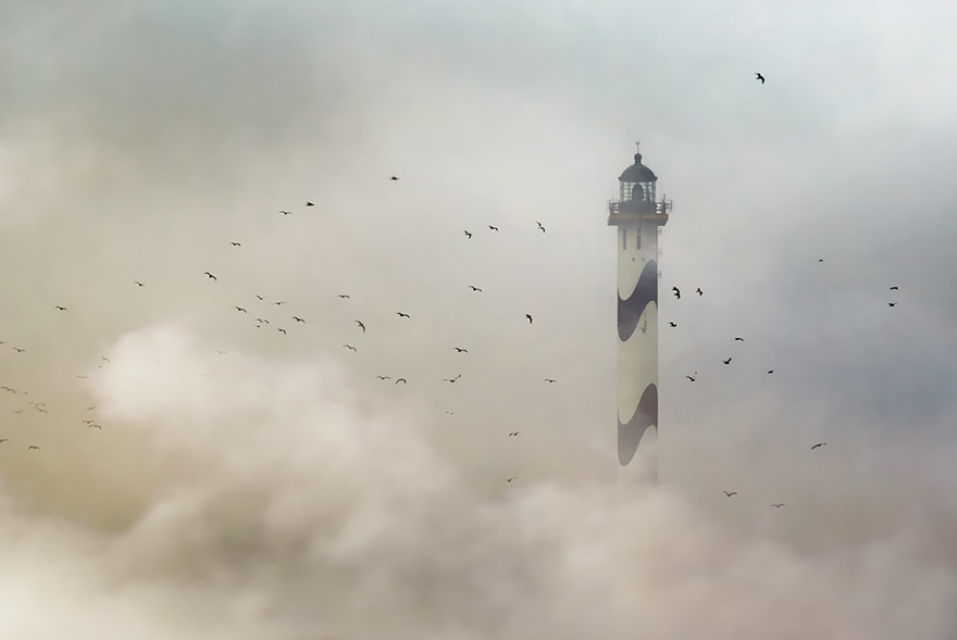 13)The Lange Nelle Lighthouse, Ostend, Belgium