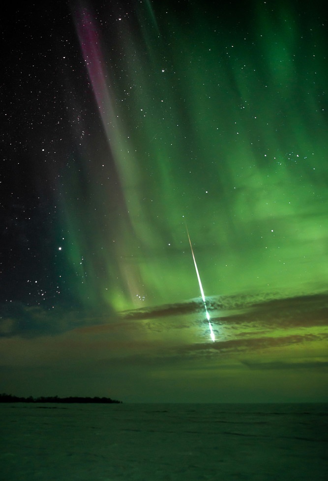 Aurora and meteor over Manitoba, Canada