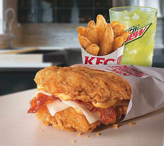 Crazy Fast Food Items You Need To Try The WoW Style crazy-fast-food-items-you-need-to-try-the-wow-style