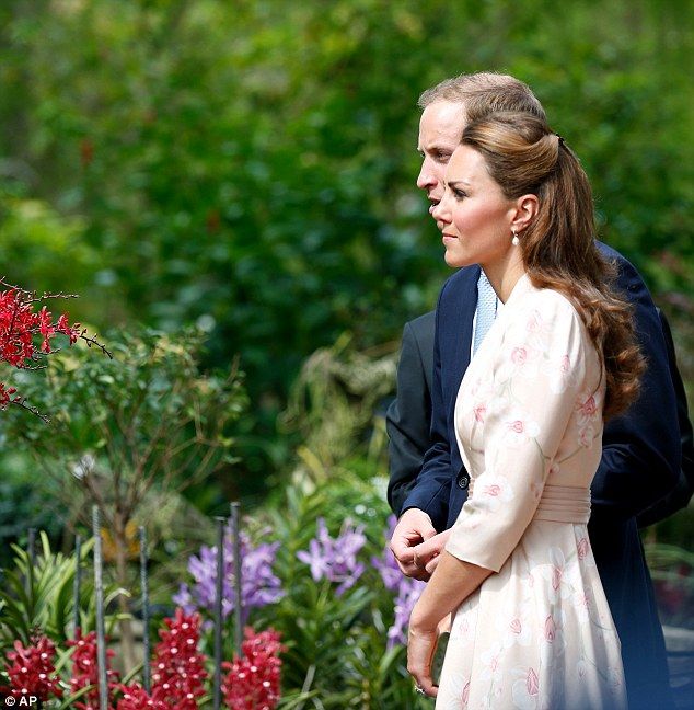 The Royal couple both take some time out to enjoy the view at Botanical Garden
