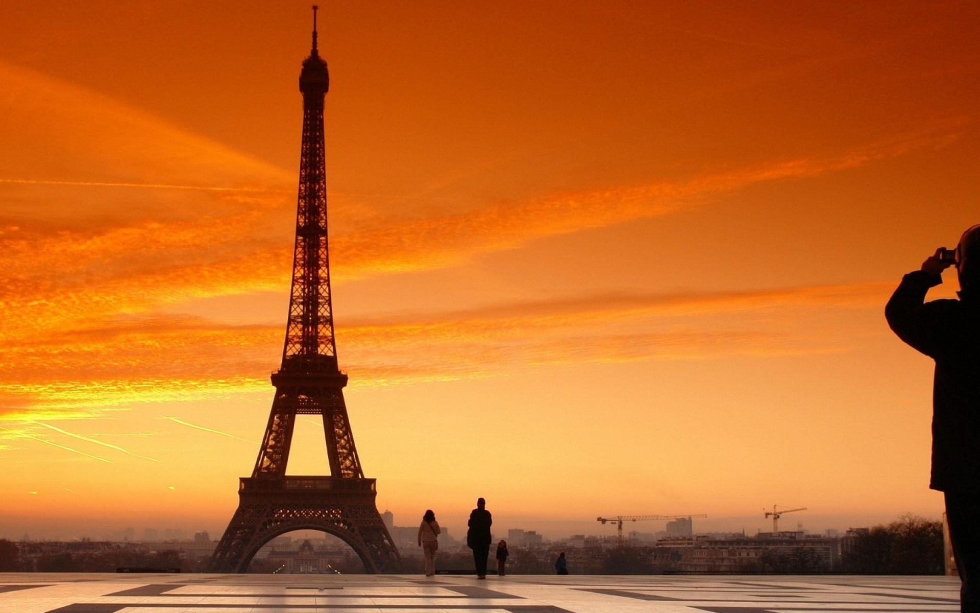 Eiffel-Tower.