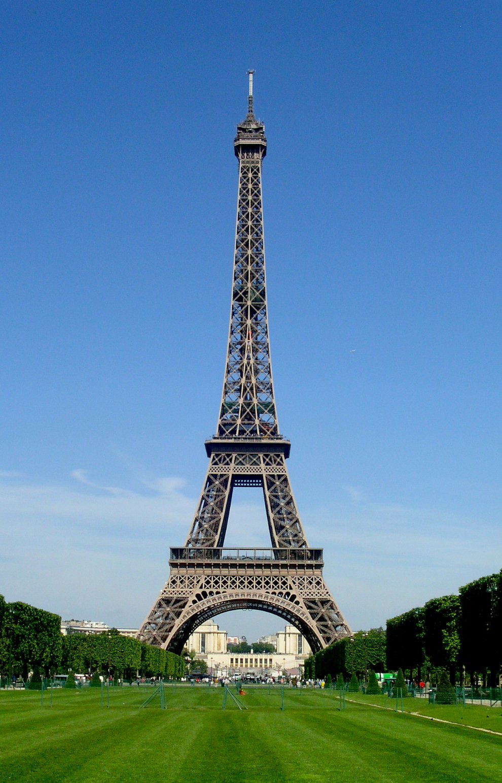 Must Visit The Breathtaking Eiffel Tower The WoW Style