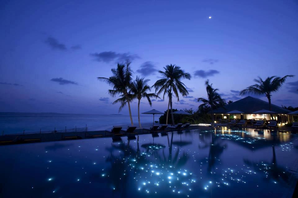 Maldives-At-Night-Full-moon-night-on-the-small-island-Huvafen-Fushi