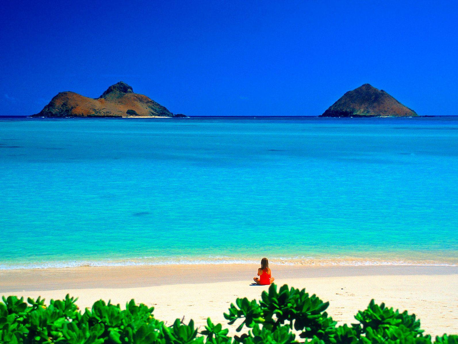Most-Beautiful-Places-To-Visit-In-America-Lanikal-Beach