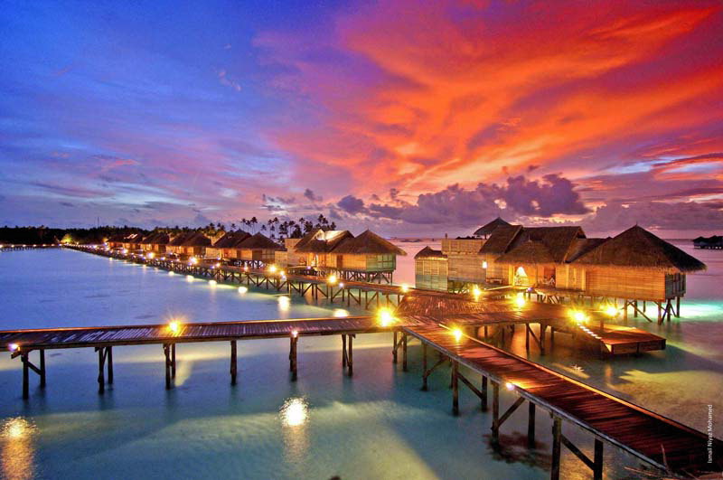 maldives-at-night
