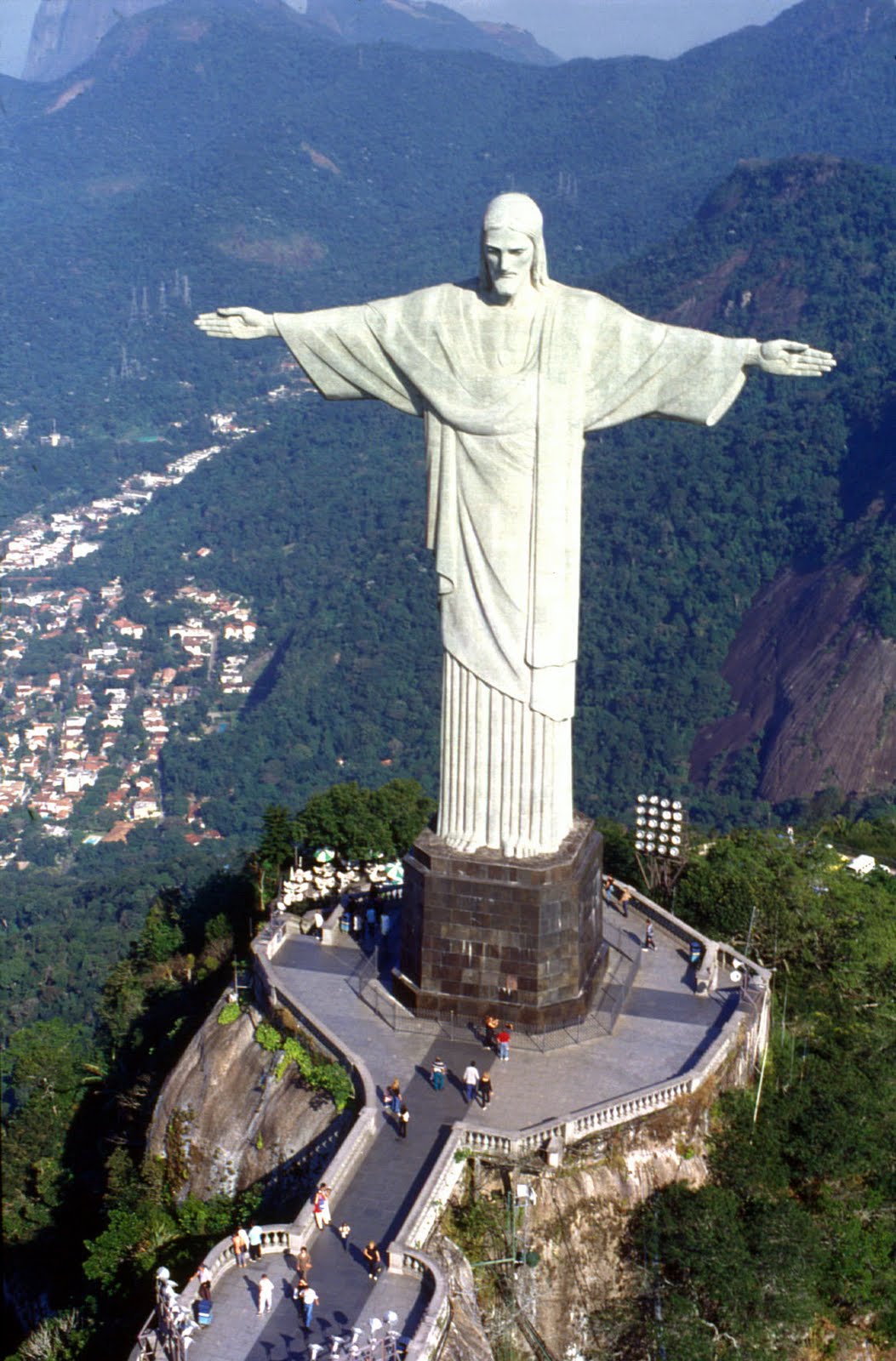 60 Pictures Of Famous Statues In The World