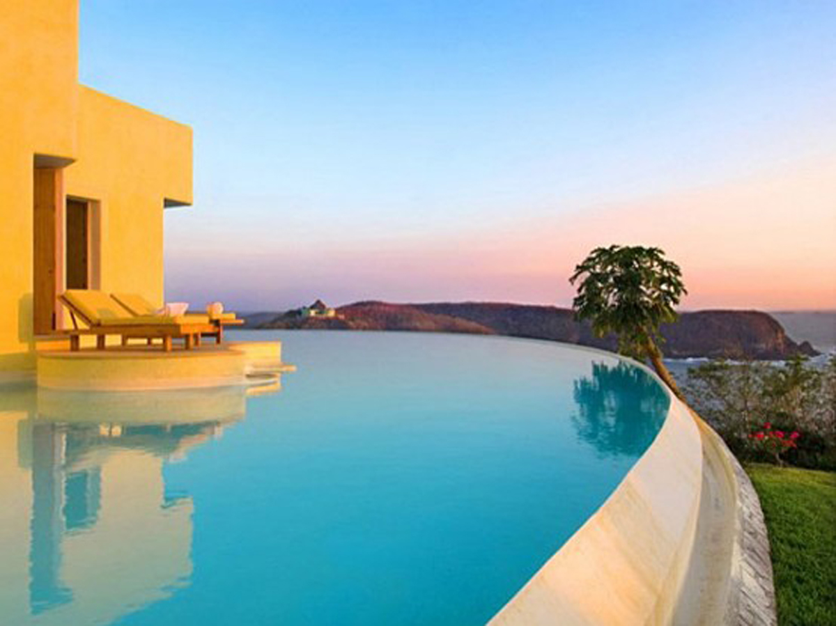 Great-Villa-Design-in-Mexico-Beach-Most-Beautiful-Villa-Architecture-Pool