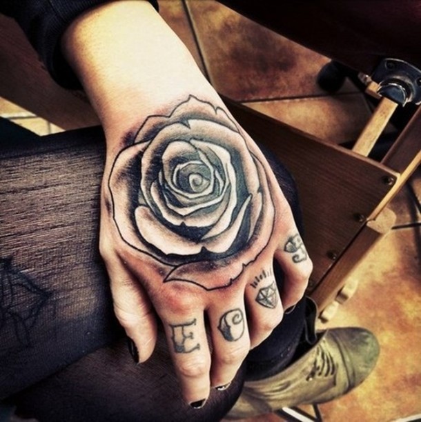 40 Hand Tattoo Ideas To Get Inspire – The WoW Style