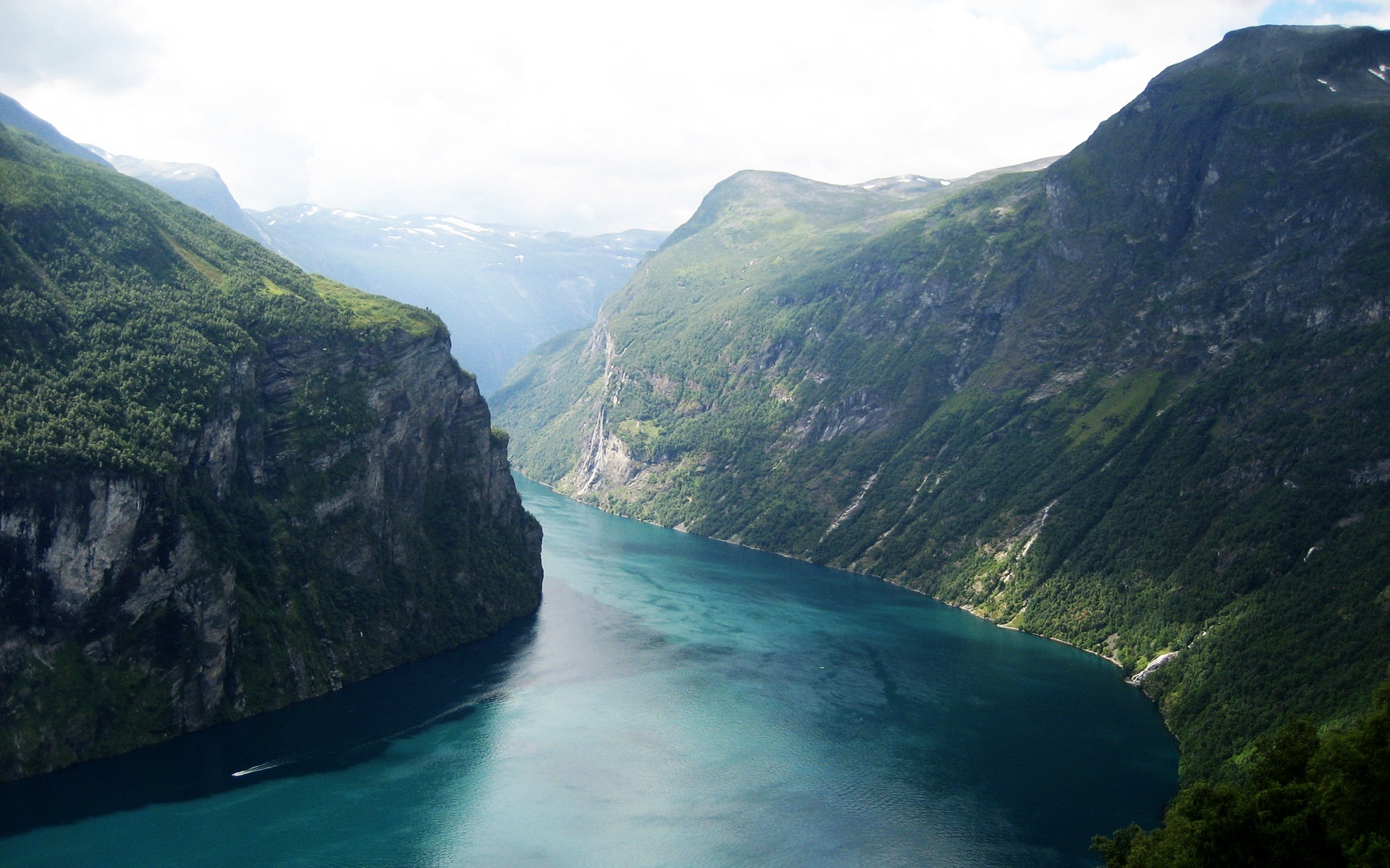 beautiful_fjord_norway-1920x1200