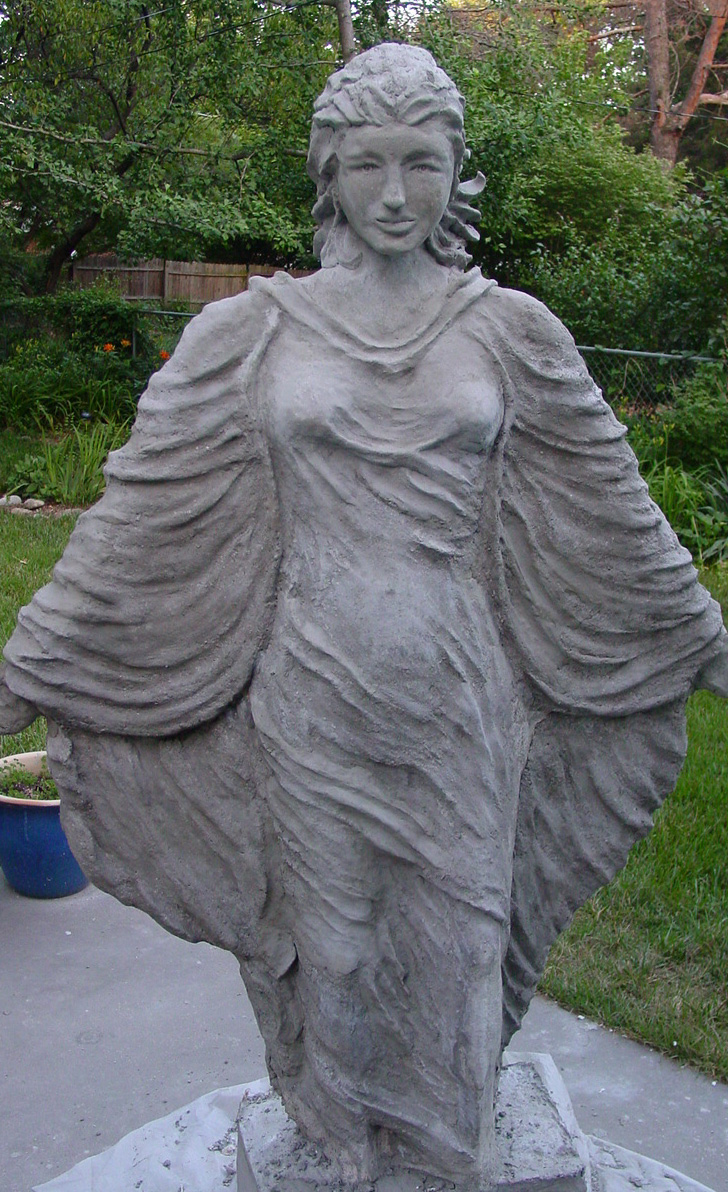 female_statue