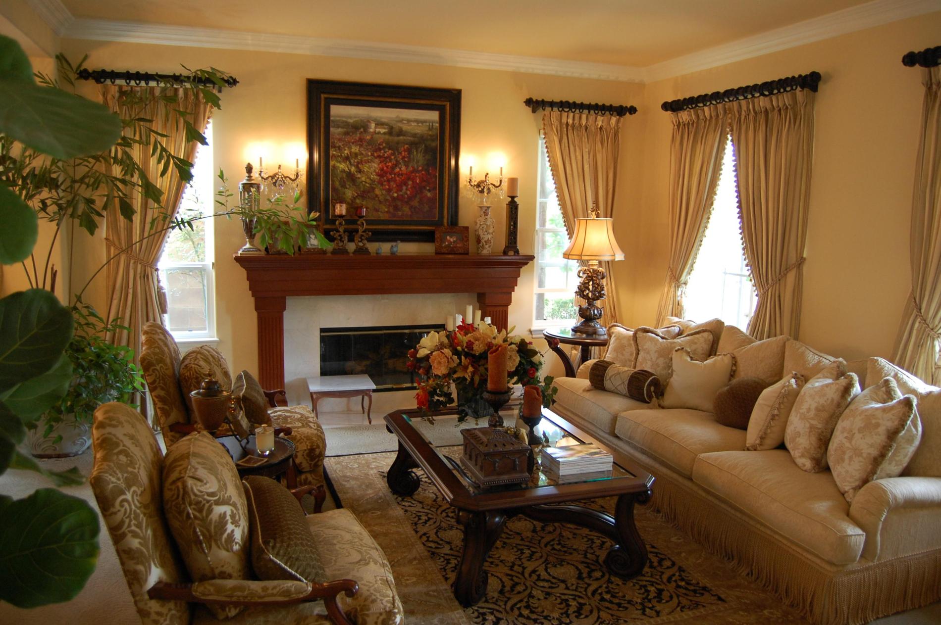 traditional living room decorating pictures