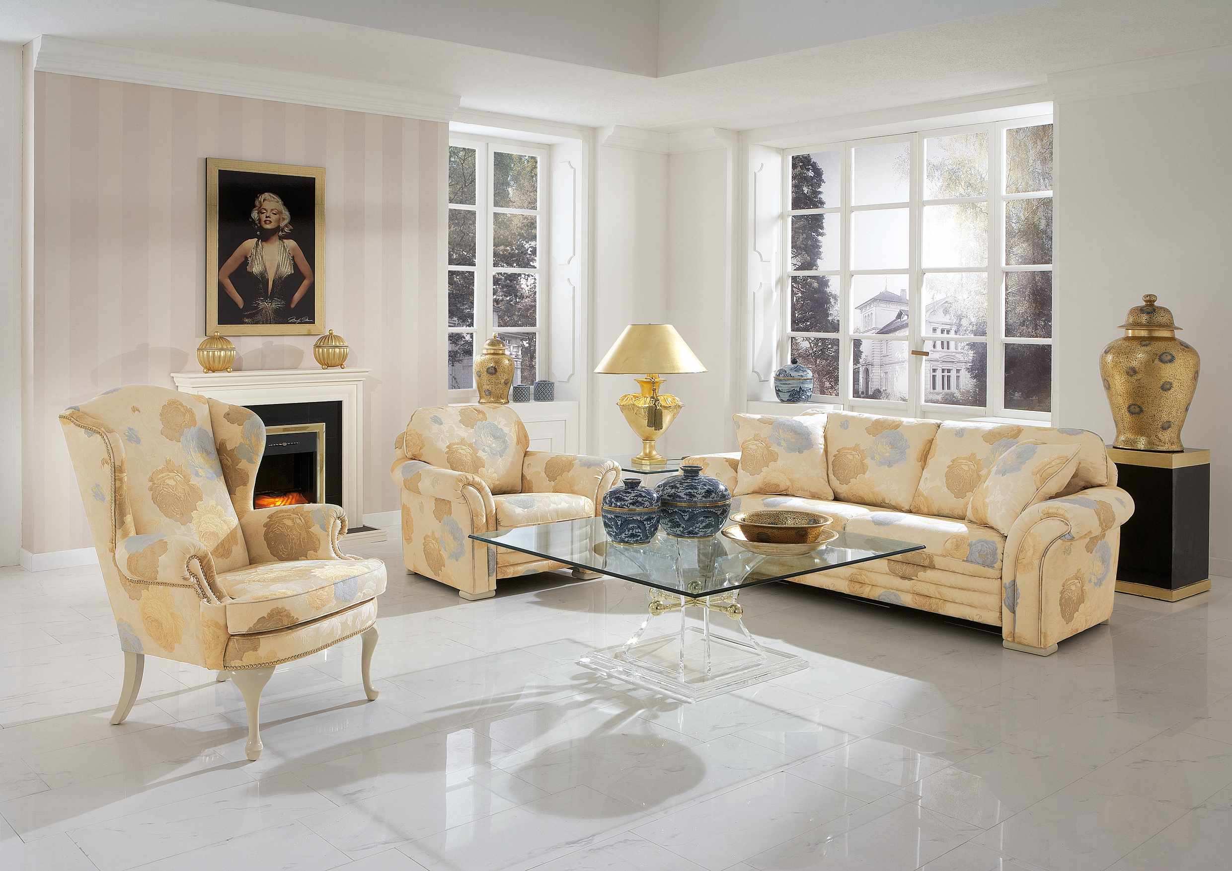 traditional classic living room furniture