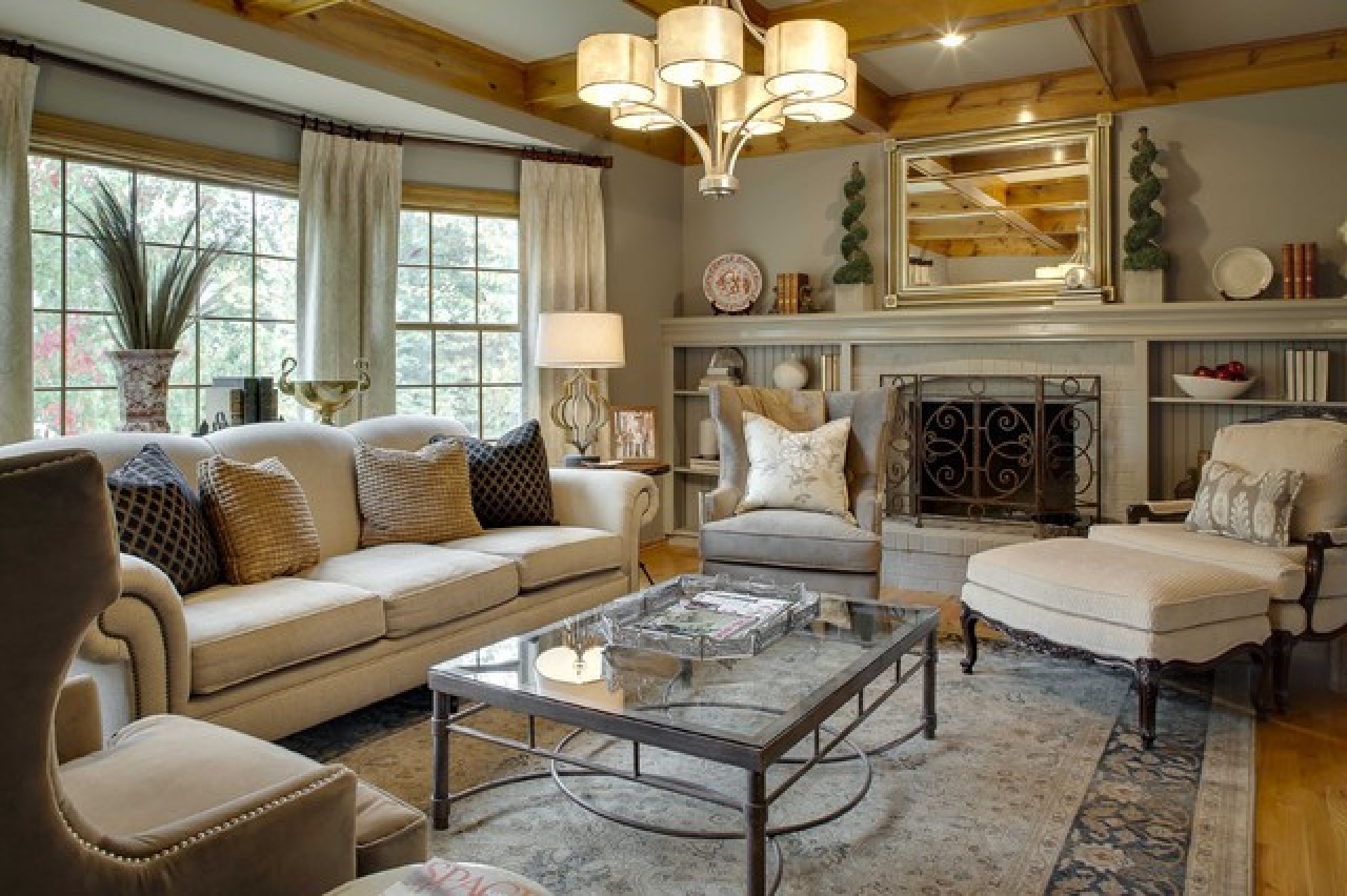 traditional living room decor style