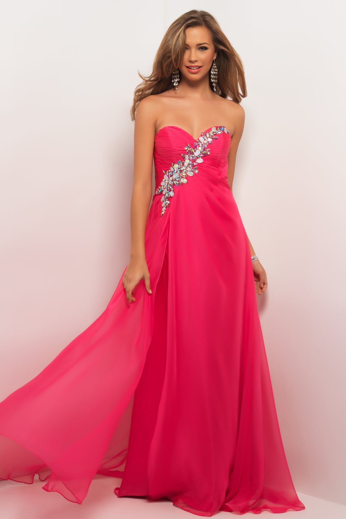 25 Stunning Prom Dresses Inspiration 