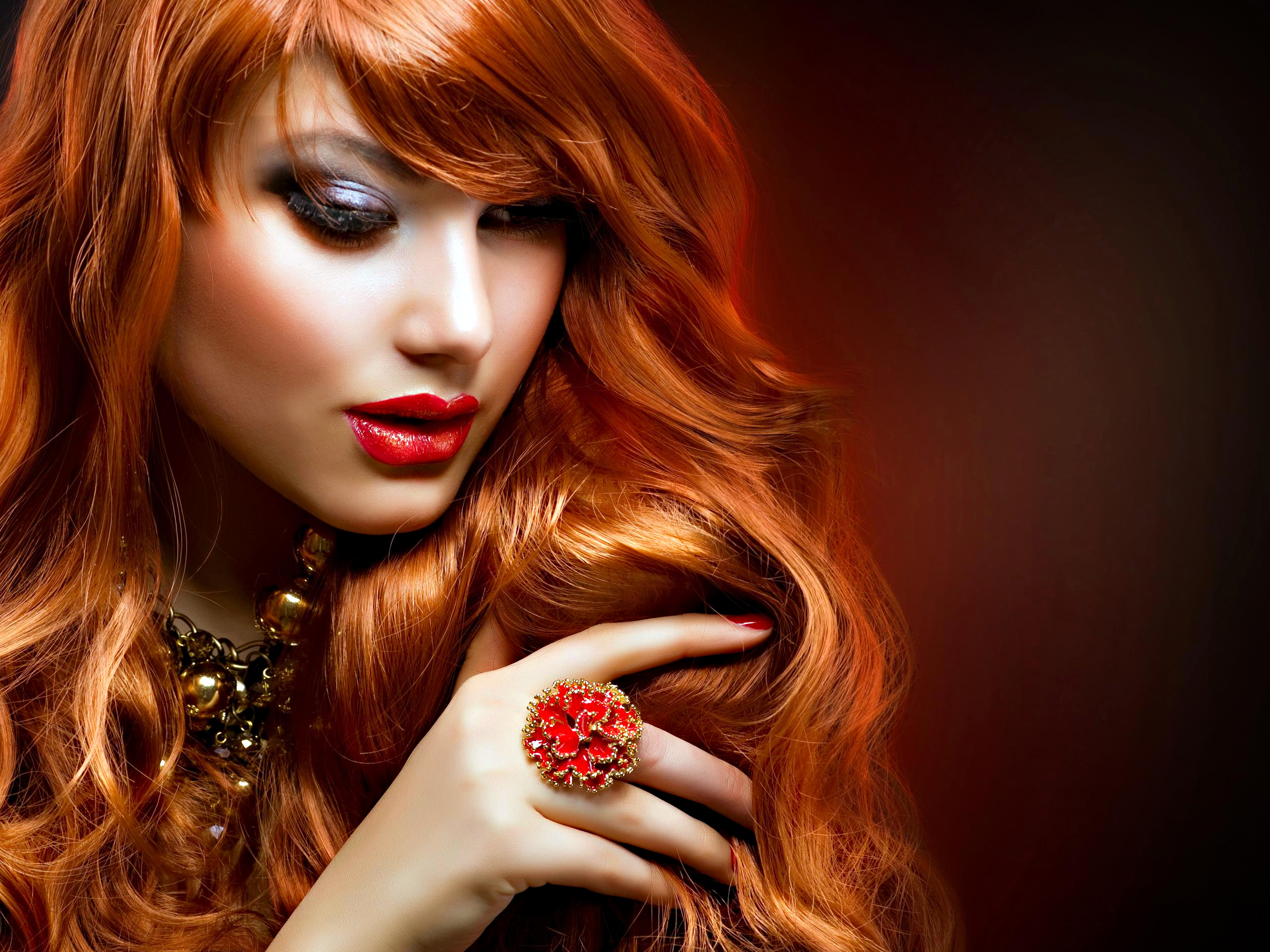 Beautiful Women Pictures and Wallpapers - The WoW Style