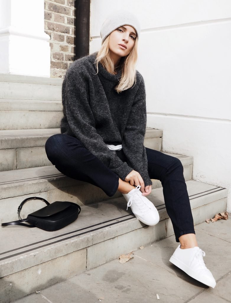 black jeans outfit ladies