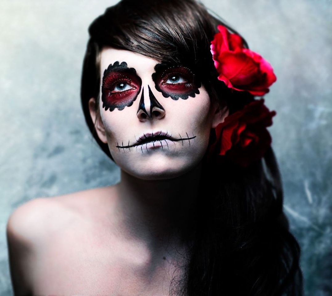 40 Scary Halloween Makeup Ideas for Women - Flawssy