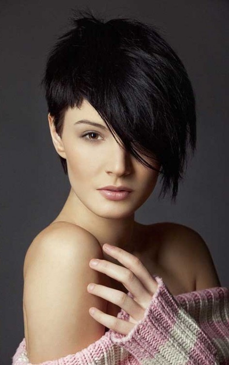 40 Classic Short Hairstyles For Round Faces – The WoW Style