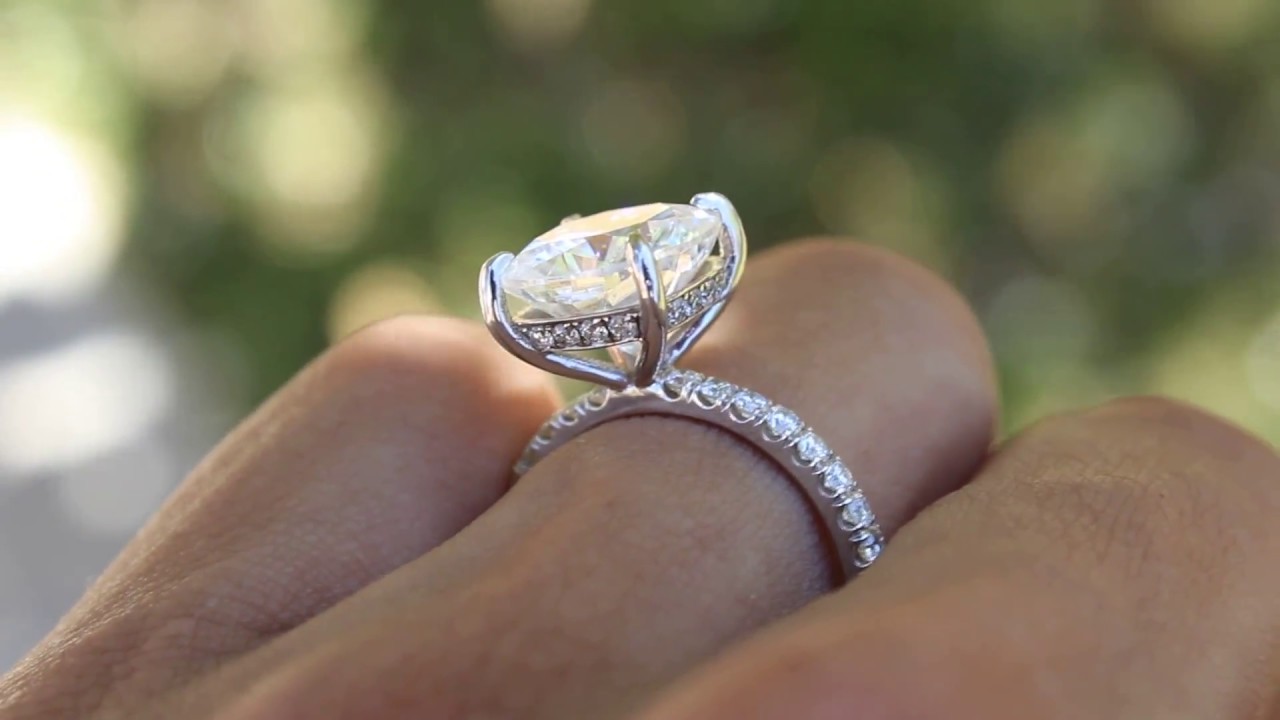 The Top 10 Most Beautiful and Unique Engagement Rings – The WoW Style