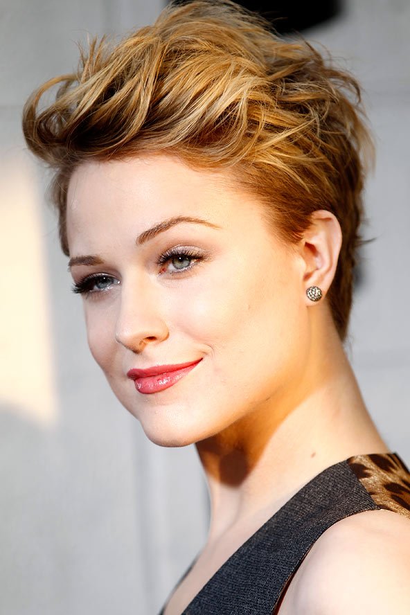 Short Cuts And Pixie Crops Hairstyles