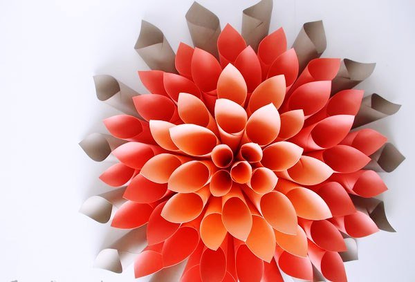 Paper Dahlia Wreath Tutorial