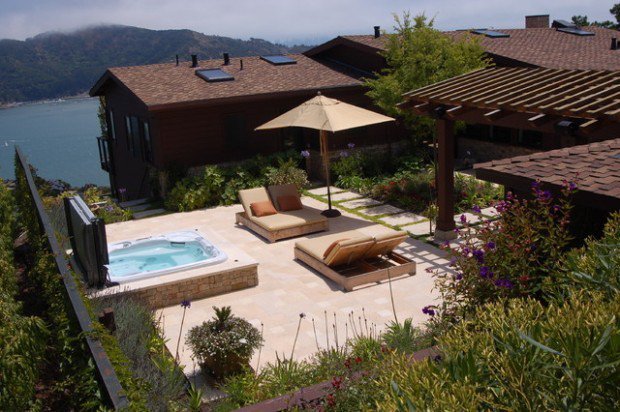35 Outdoor Living Spaces with Hot Bathing Experience - The ... 35 Outdoor Living Spaces with Hot Bathing Experience - The ... on Outdoor Living Spa id=91081
