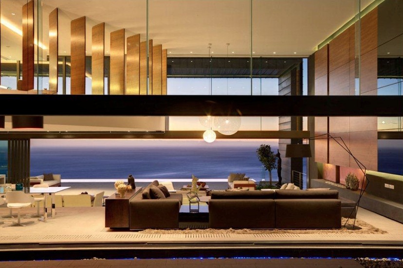 Luxurious-interior-design-living-room-dining-room
