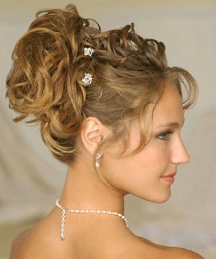 30 Beautiful Prom Hairstyles Ideas