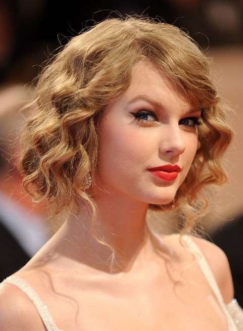 Prom Hairstyles For Very Short Curly Hair