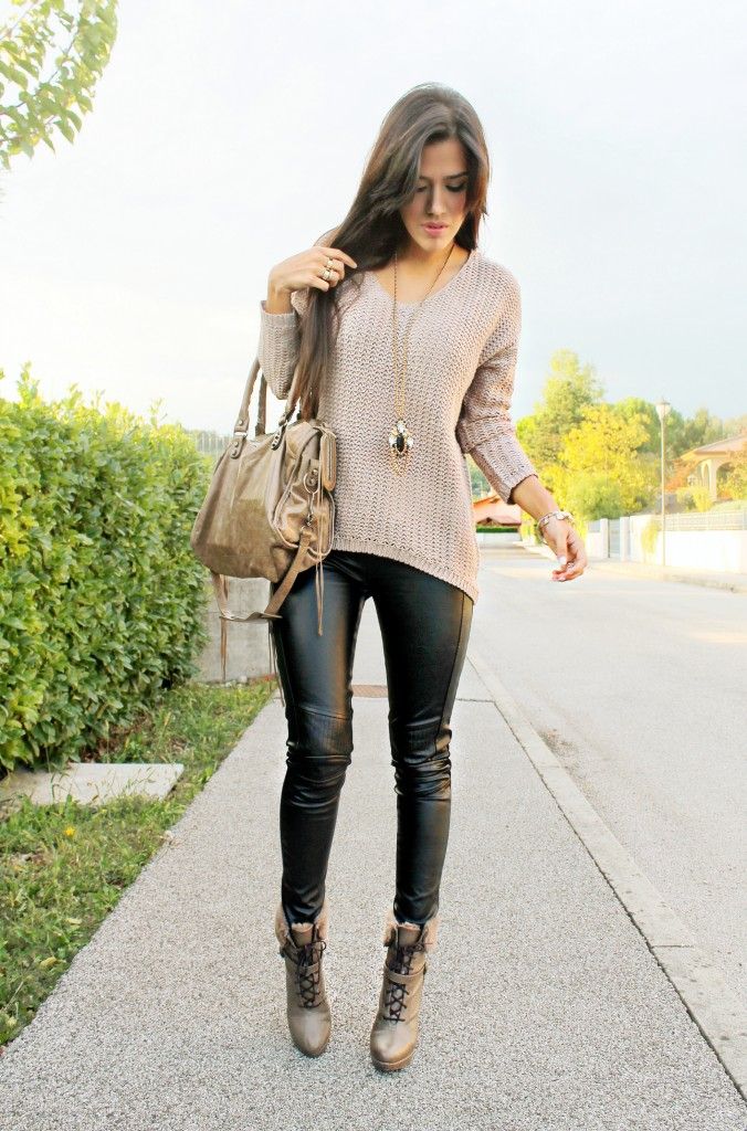 womens black leather pants outfit