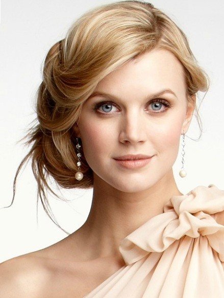 Cute And Charming Formal Hairstyles For Girls