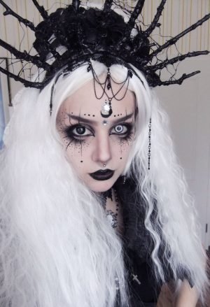 Amazing And Beautiful Halloween Angel Makeup Ideas