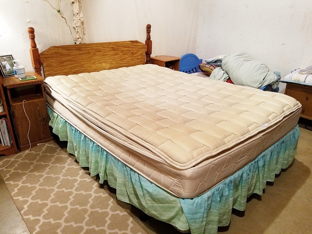old fashioned mattress and box springs