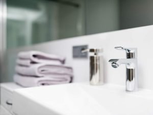 Some Ways to Keep Your Bathroom Smelling Fresh
