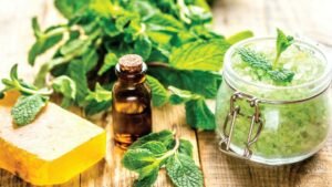 The Many Benefits and Uses of CBD Oil