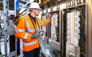 Factors to Consider Before Selecting Electrical Contractors