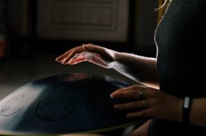Does the handpan make real magic? Dispelling the myths behind the instrument