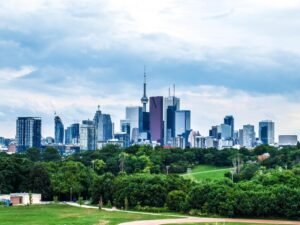 5 Best Neighborhoods in Toronto for Families