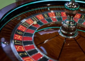 Six Tips From a Casino Professional to Help You Beat the House
