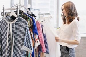 Becoming an Exceptional Fashion Stylist