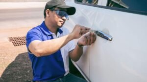 Choose the Best Professional Locksmith in Your Area