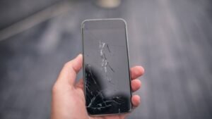 Damaged phone? What you should know