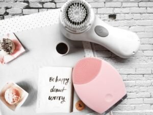 Thinking About Trying a Facial Cleansing Brush? Read This Product Review First!
