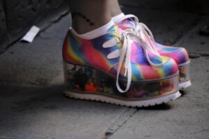 Why Platform Shoes are Popular for Raves