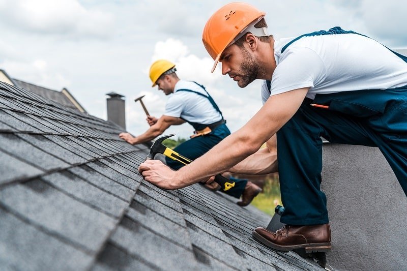 What Responsibilities Do Roofers Have 