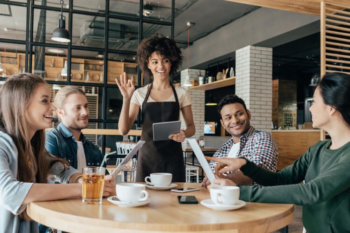 how-to-greet-customers-at-a-restaurant